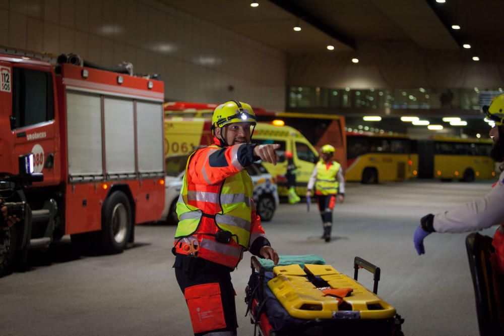 Rettungskräfte üben Notfall: Entgleisung im Bahnhof Palma