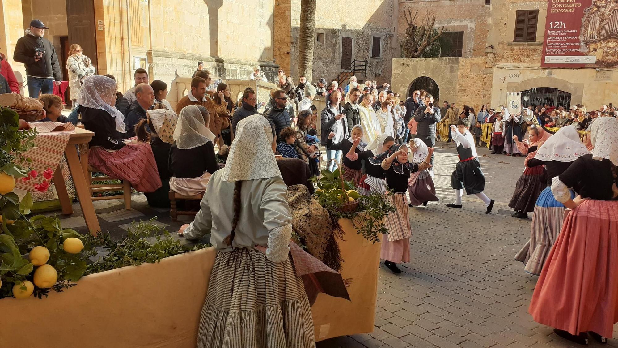 Búscate en las 'Beneïdes' de Mallorca junto a tu mascota