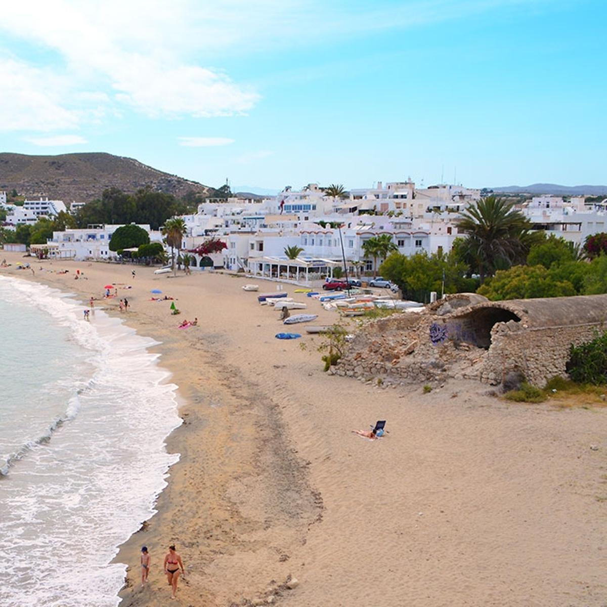 Playa de Agua Amarga.