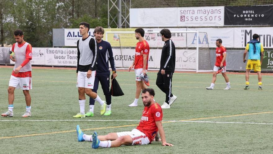 La SD Ibiza y las claves de un descenso a Tercera RFEF