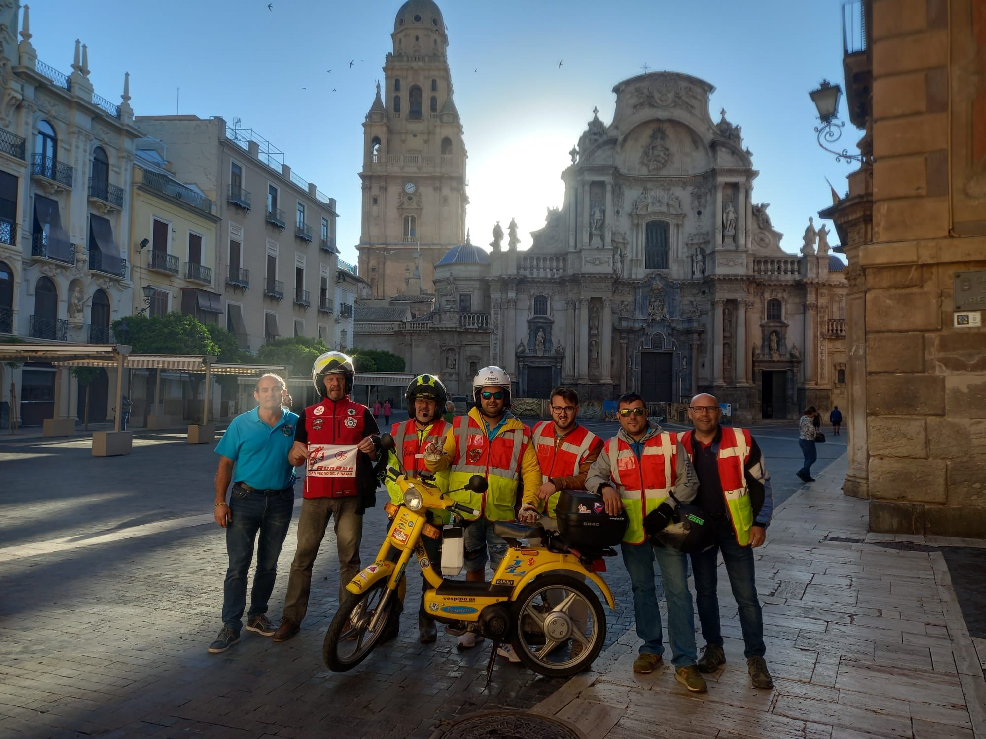 GALERÍA | Las postales de la Vespa que recorre España y llegará el sábado a Zamora