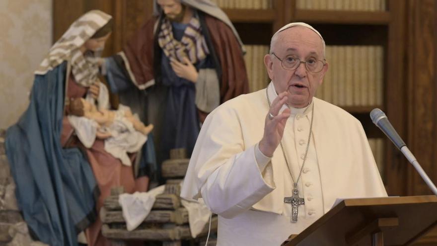 El Papa arremete contra la gente que se va de vacaciones sin cumplir las restricciones