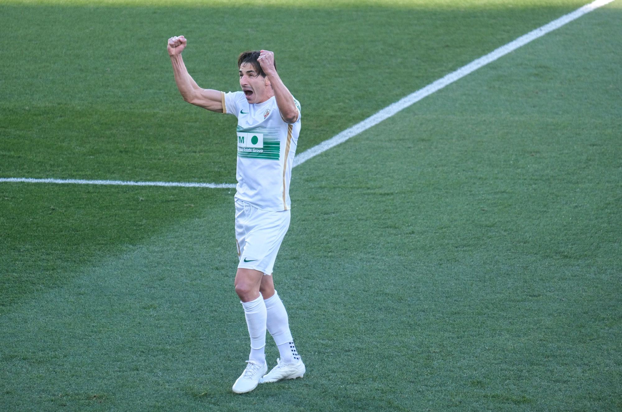 Las mejores imágenes de la primera victoria del Elche en La Liga