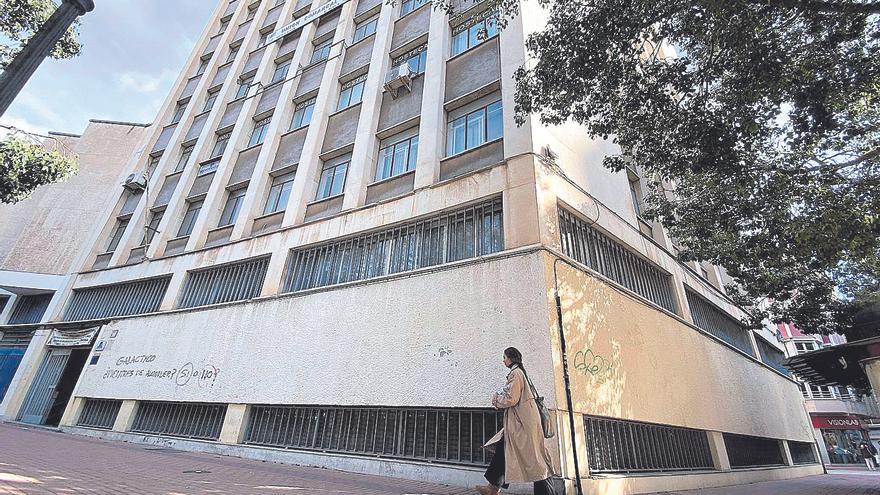 El Ministerio da tres meses para desalojar el edificio de COEC en Cartagena