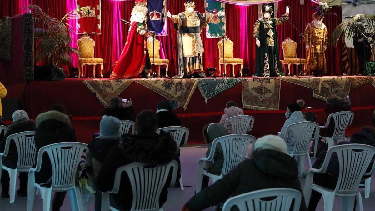 Los Reyes Magos en la plaza de toros