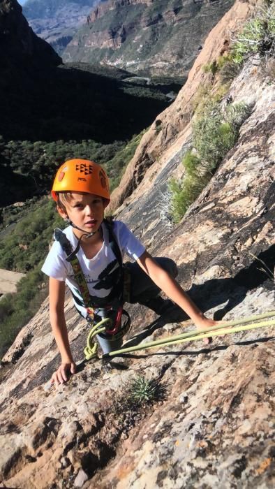 Escala el Roque Nublo con seis años