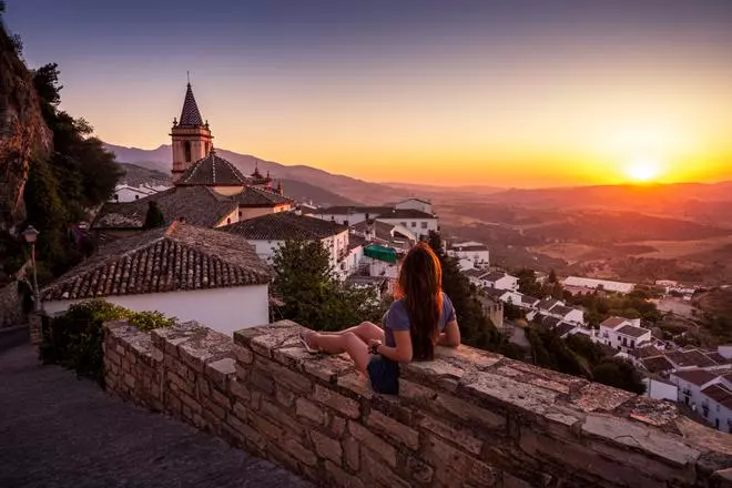 Dónde viajar en mayo de 2024: 5 destinos locales para disfrutar la primavera