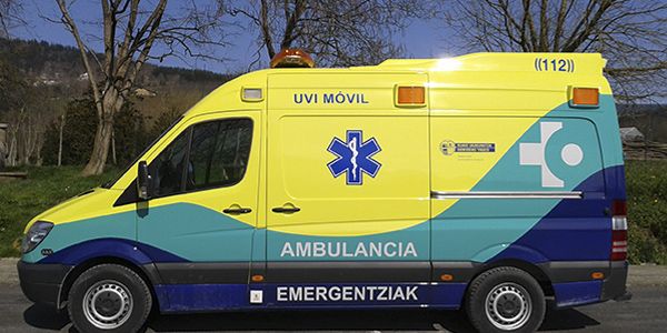 Ambulancia del Servicio de Sanidad vasco.