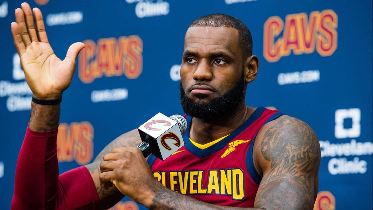 Lebron James carrega contra Trump: No permetré que un individu usi l’esport per dividir-nos
