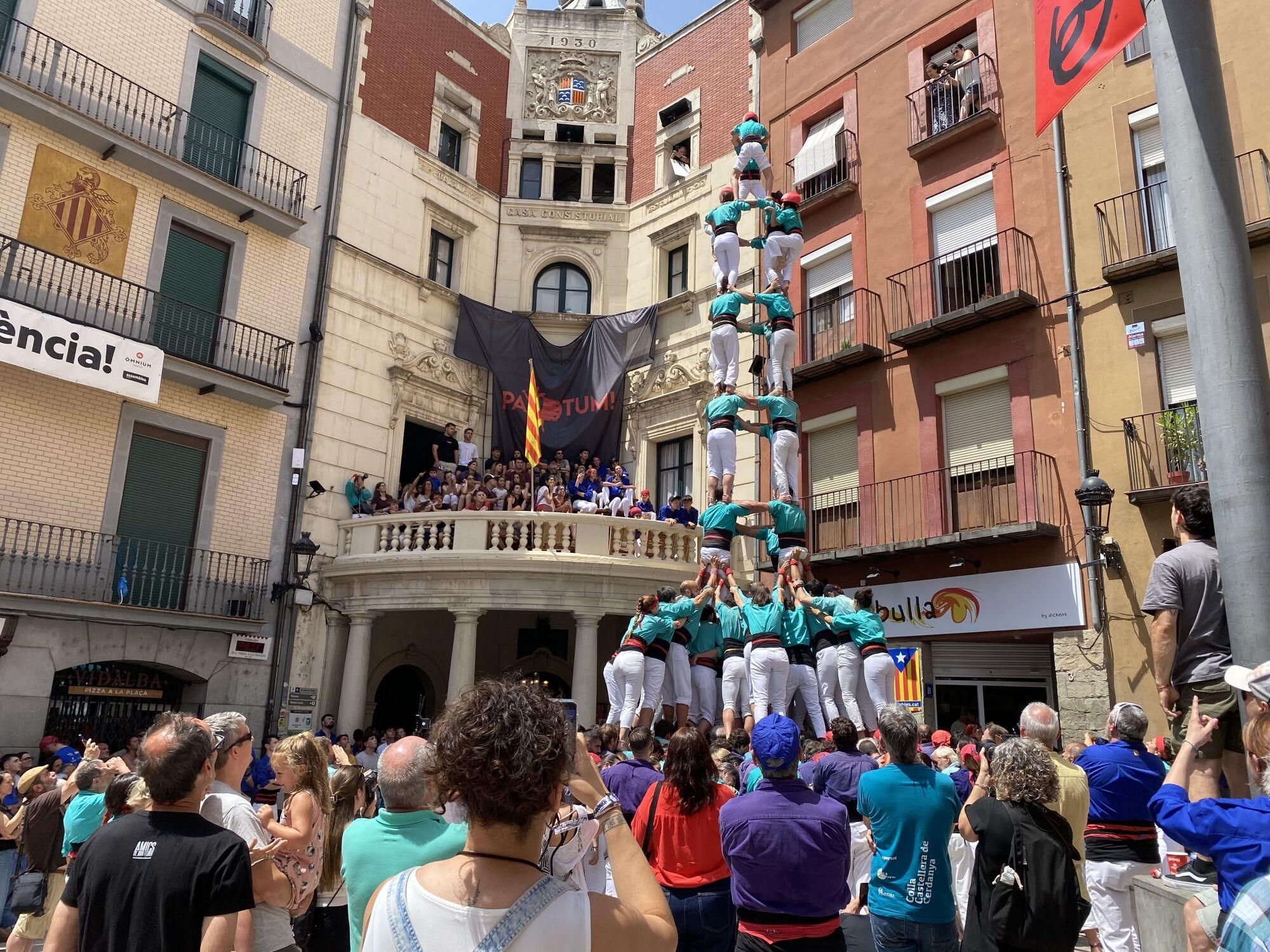 Diada dels Quatre fuets de Berga - Castellers