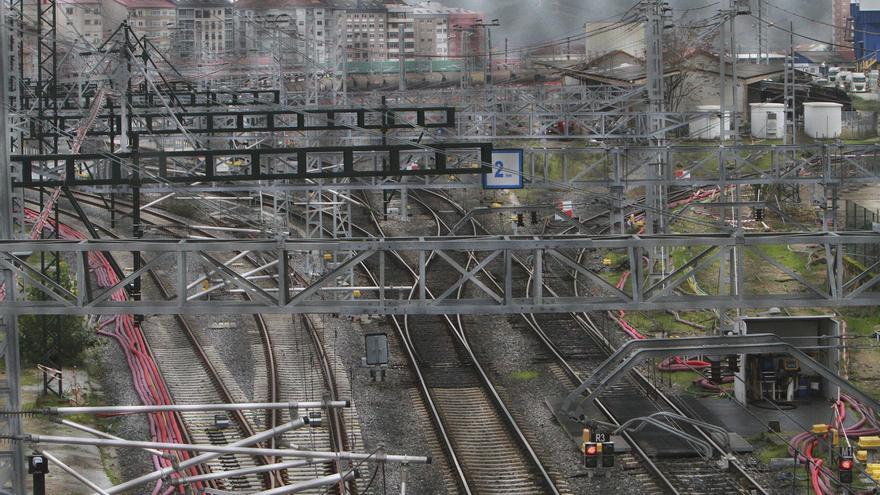 Entramado ferroviario en las inmediaciones de la estación intermodal de Ourense. |  Iñaki Osorio