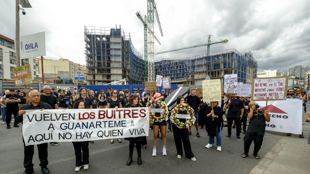 Manifiesto en rechazo a la gentrificación de Guanarteme durante el 'Funeral Jazz'