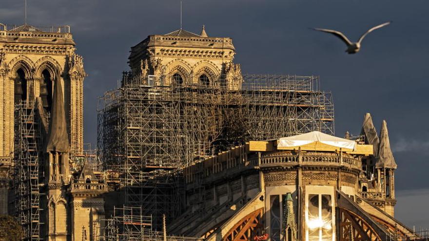 Notre Dame de París se queda sin misa de Navidad por primera vez en 216 años