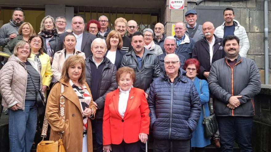 Carmen Hórreo y Jesús Casiano, homenajeados por la Unión de Pensionistas de UGT en Langreo