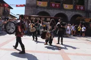 Los bárbaros abren el Mercado Medieval de Puebla