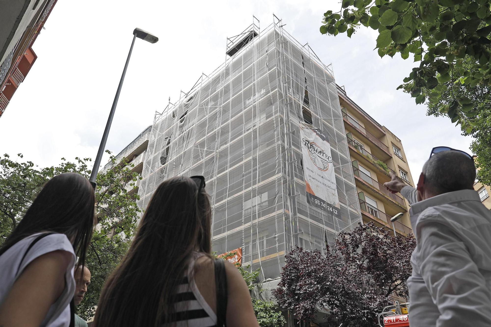 Un operari de la construcció cau d&#039;una bastida des d&#039;un sisè pis de Girona