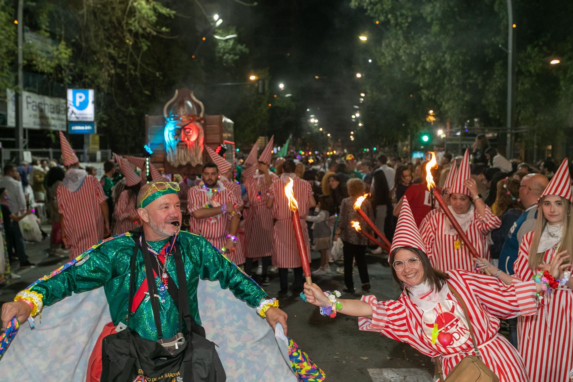 Las mejores imágenes del desfile y la lectura del Testamento de la Sardina