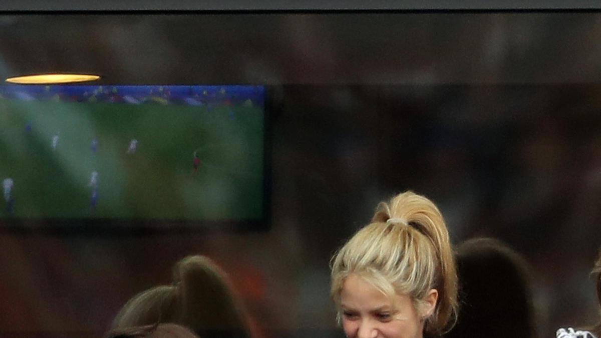 Shakira falla en la Eurocopa