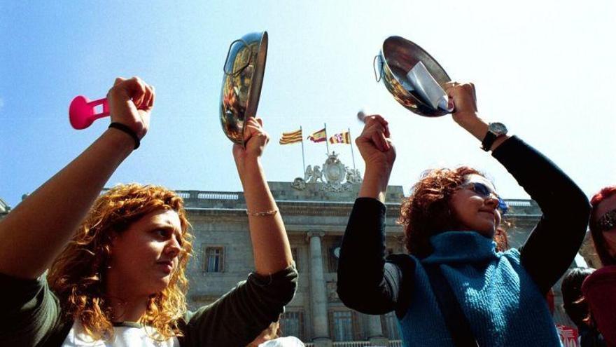 Las mujeres en España trabajan más días para ganar lo mismo que los hombres