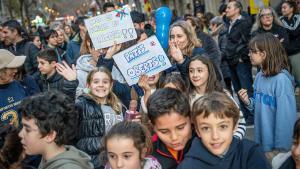 Protesta contra el cierre de patios por ruido en Barcelona.