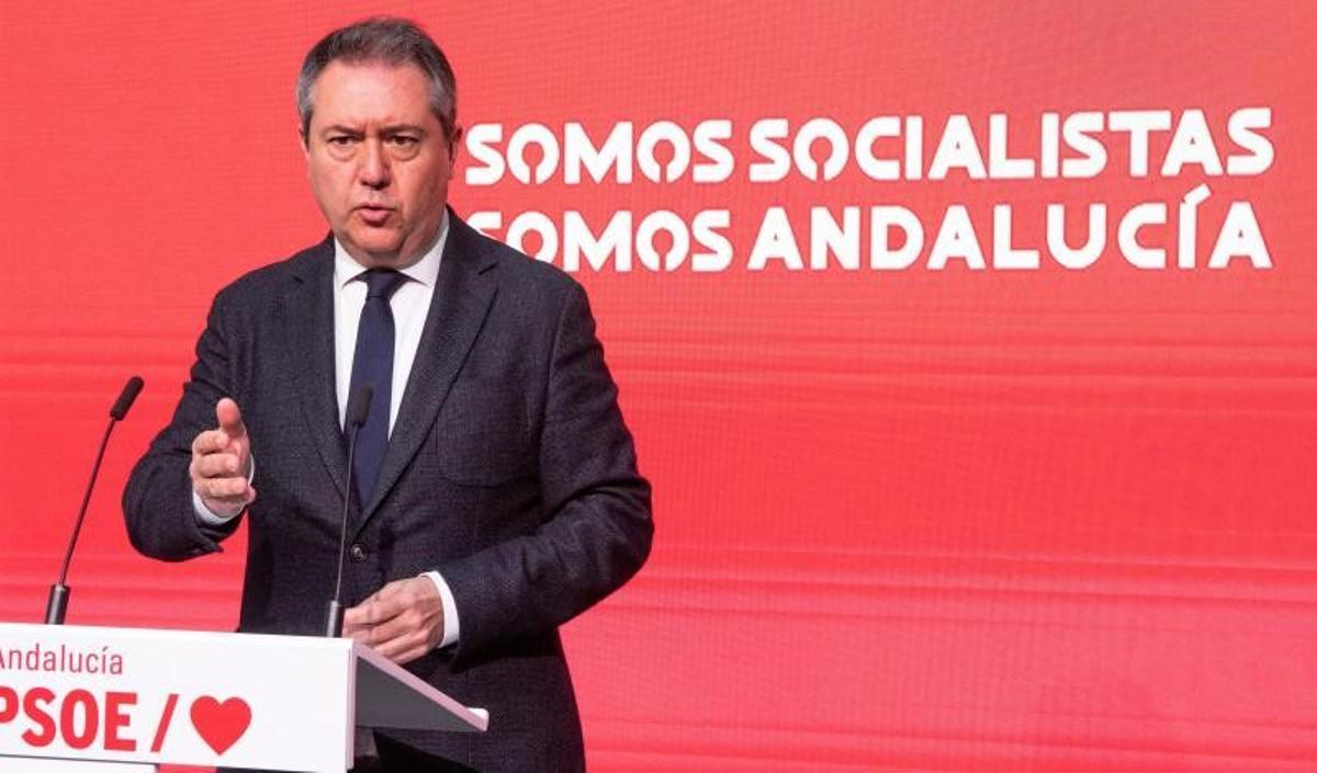 El secretario general del PSOE andaluz y candidato a la Junta, Juan Espadas, el pasado 21 de enero de 2022 en Sevilla.