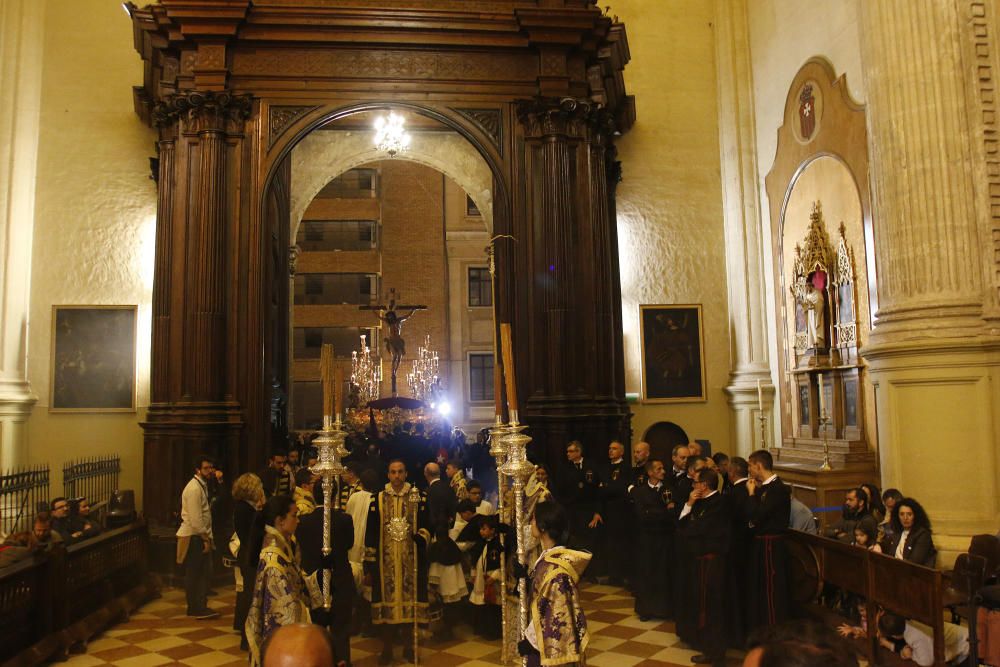 Estación de penitencia en la Catedral