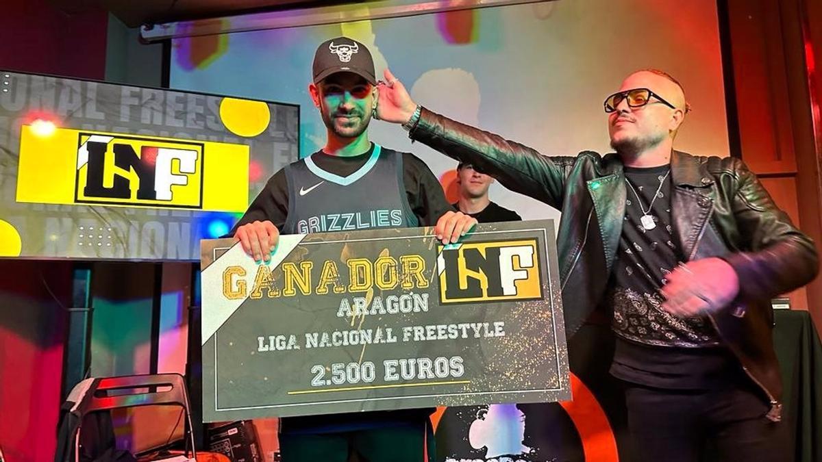 El rapero JNK se proclamó campeón el pasado domingo de la 'Aragón Freestyle League', cuyo premio era una cuantía de 2.500 euros en total.