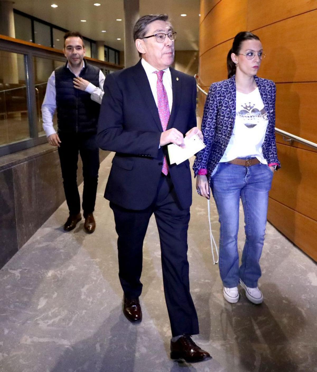 Pérez Calvo, Arrimadas y Sara Fernández, en la campaña de 2019. | E. P.