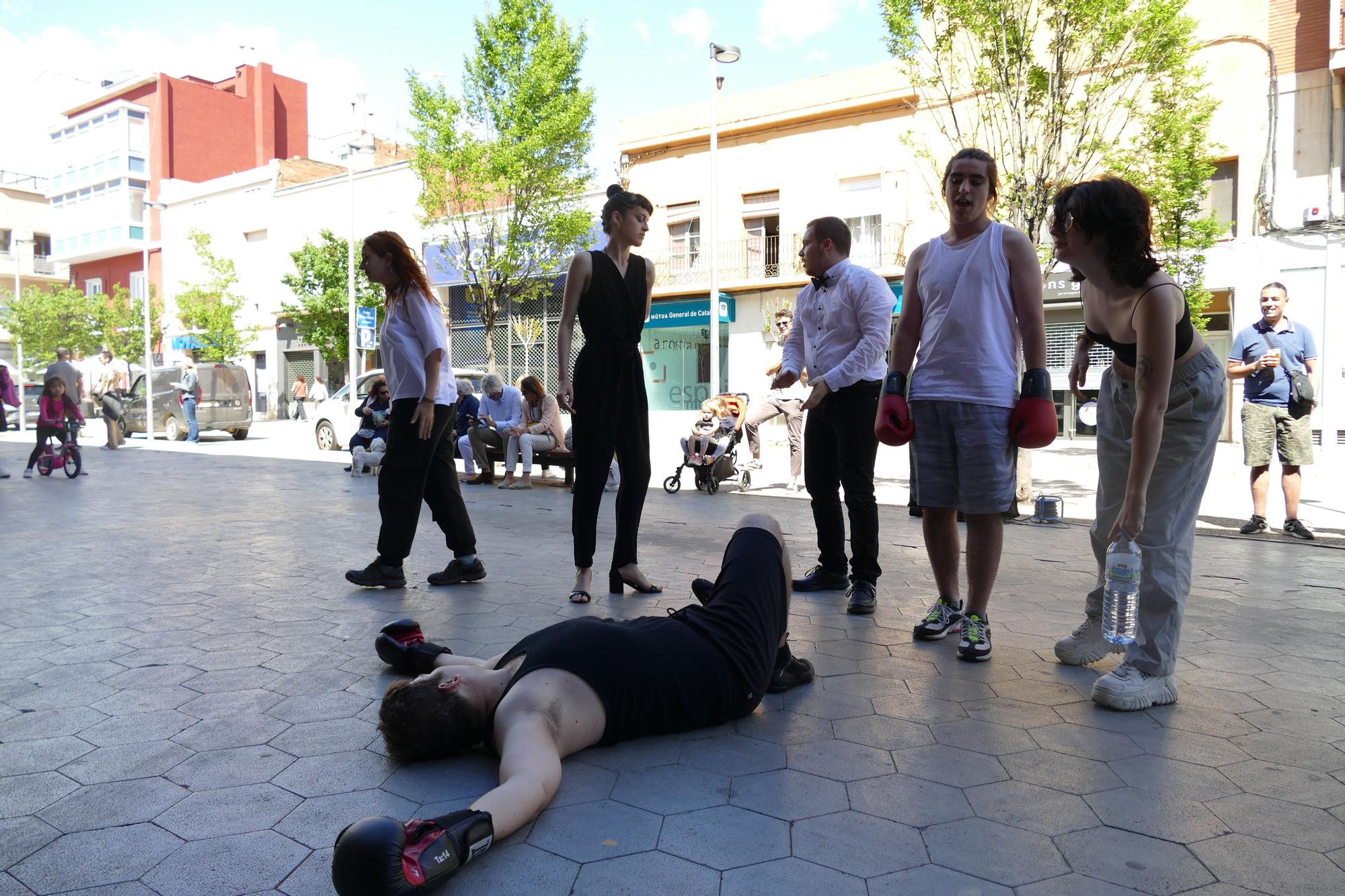 A Mossegades porta 'El Combat' al centre de Figueres