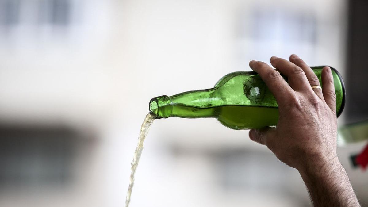 Escanciado de sidra.