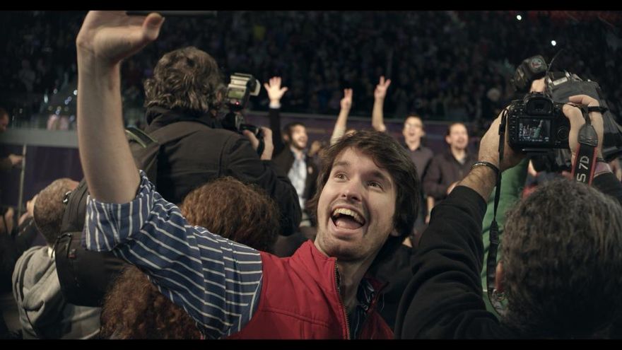 Santiago Alverú, en una escena de &quot;Selfie&quot;.