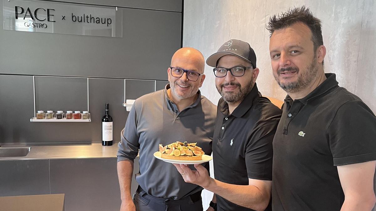 Jordi Vilà, Antonio Bachourd y Olivier Fernández.