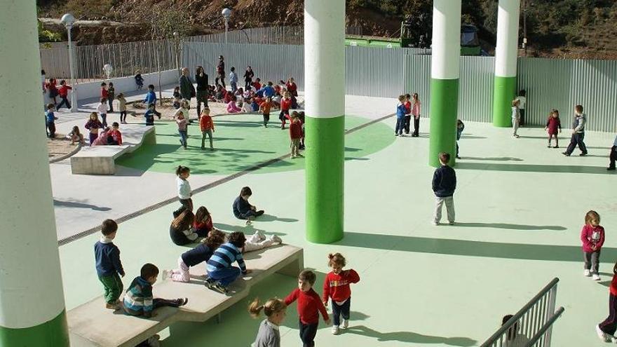 Patio del colegio Syalis, en la zona de Los Pacos (Fuengirola).