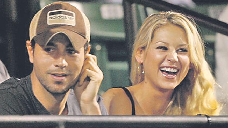 Enrique Iglesias y Anna Kournikova, padres de mellizos - Faro de Vigo Enrique Iglesias y Anna Kournikova, padres de mellizos - Faro de Vigo