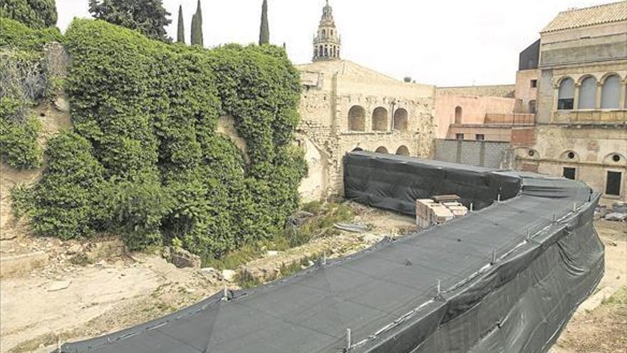 Primeros trabajos dentro del Palacio de Congresos de Torrijos