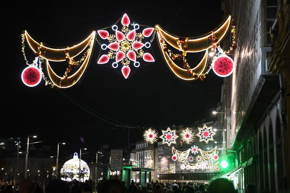 Navidad en A Coruña | Encendido del alumbrado navideño en María Pita