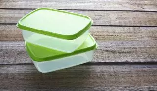 Trucos caseros para quitar la grasa de los tuppers