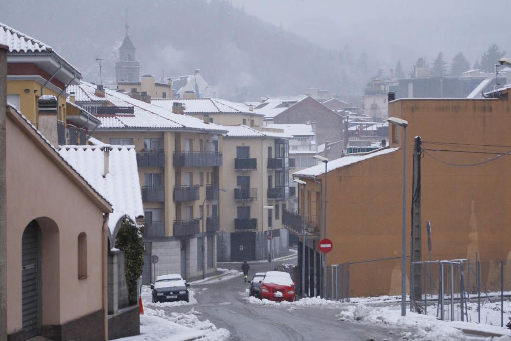 Imatges de la nevada a Sant Hilari Sacalm