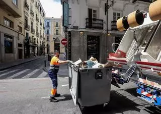 Alicante lanza un innovador programa de recogida de residuos para establecimientos de restauración en la zona centro