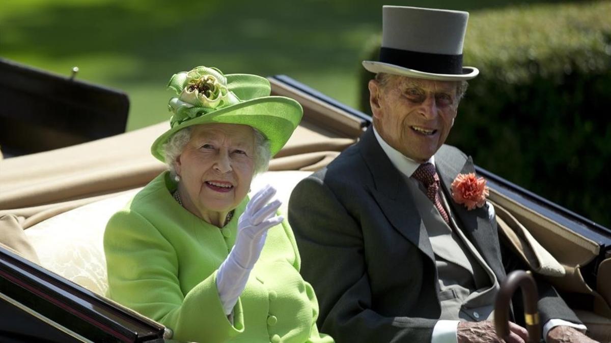 Ascot reúne a la familia real británica