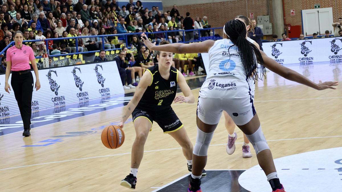 Un momento de un partido del Hozono Global Jairis esta temporada en el Fausto Vicent.