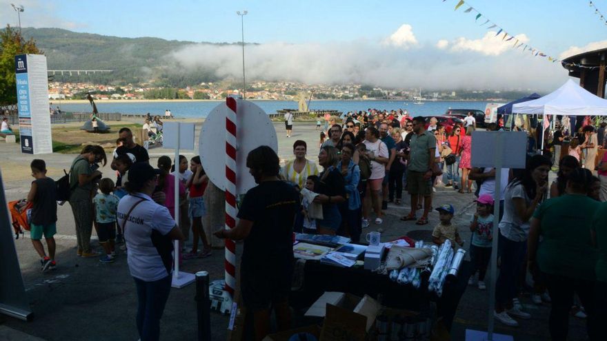 El comercio local y las protectoras inundan Moaña