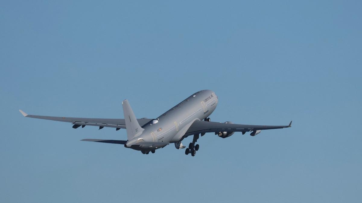 Los aviones de las Fuerzas Armadas ya surcan los cielos de Vigo