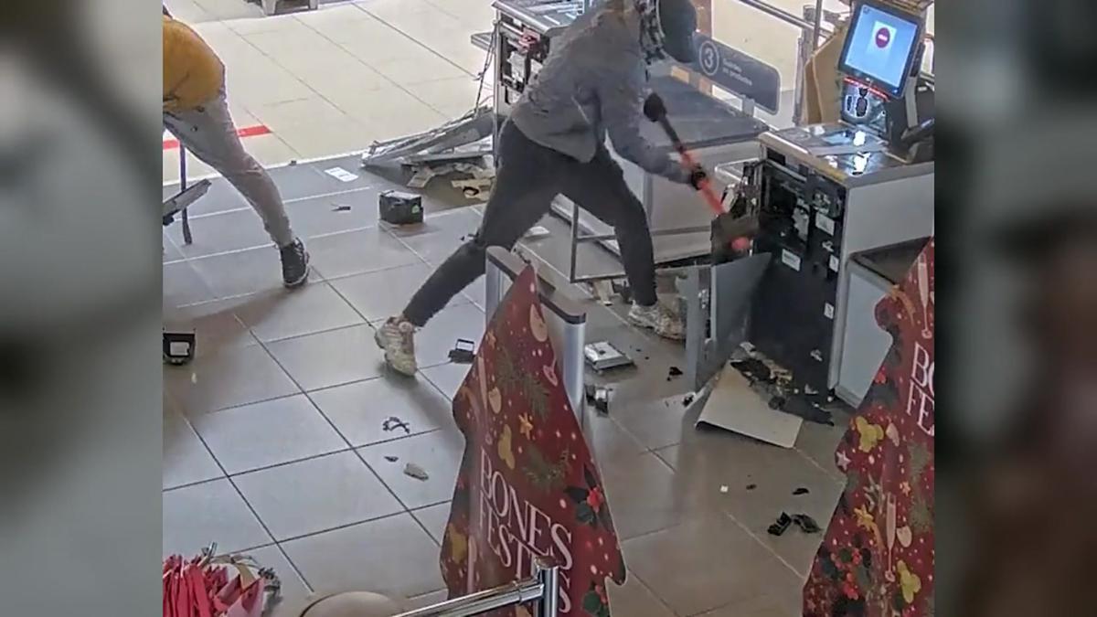 Vídeo | Així robaven i presumien del botí uns lladres a Barcelona