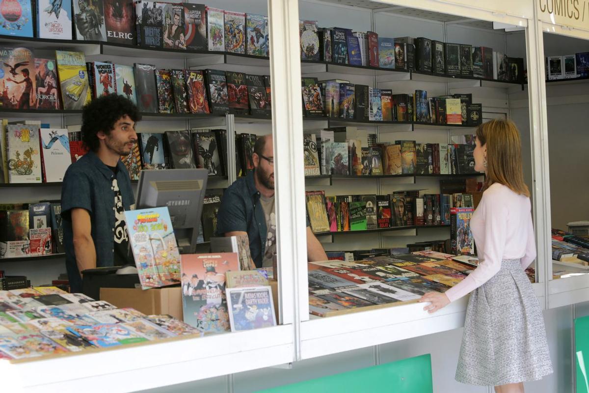 Letizia Ortiz en la Feria del Libro