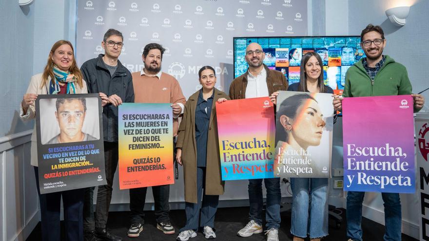 Mérida lleva a los institutos una campaña de concienciación para acabar con los delitos de odio en redes sociales