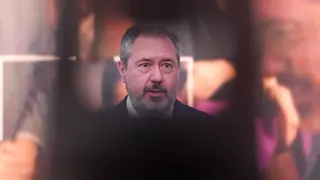 Espadas se despide a lo Trudeau y la era Montero empieza en el PSOE andaluz