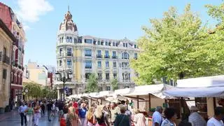 El gran mercado (con decenas de puestos) que vuelve al corazón de Oviedo este fin de semana tras el éxito de 2025