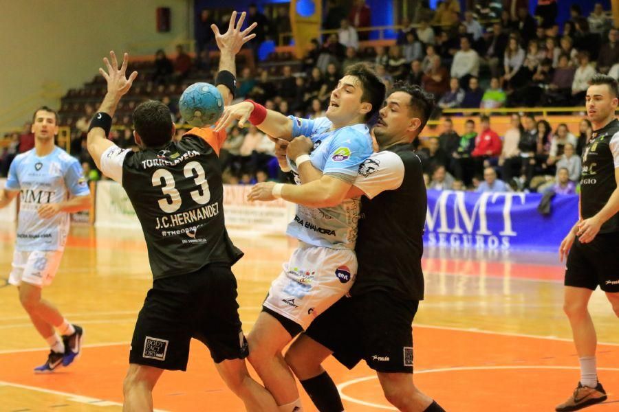 Balonmano Zamora: MMT Seguros - BM Torrelavega