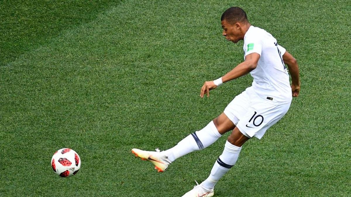 Mbappé, epicentro de la alabanzas a la selección gala